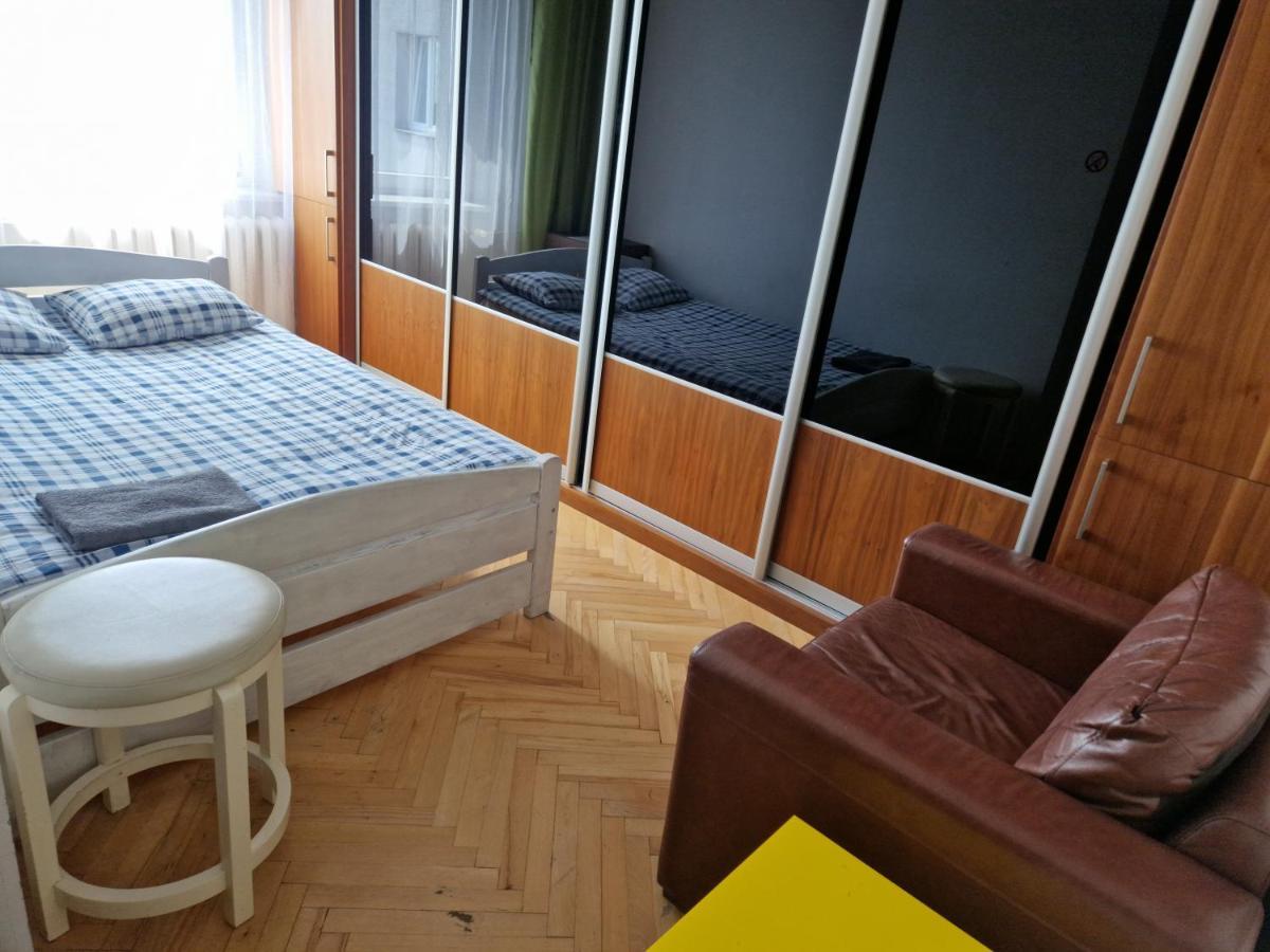 Nhà trọ Niebieski Meander Blisko Metra *