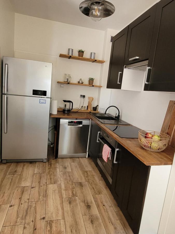 Apartament Czerwone Maki Apartment Warsaw