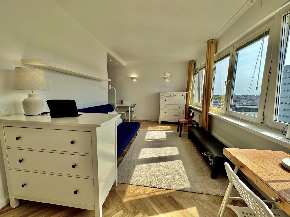 Copernic Metro Wifi 85'tv Netflix Disney+ Hbo * Warschau