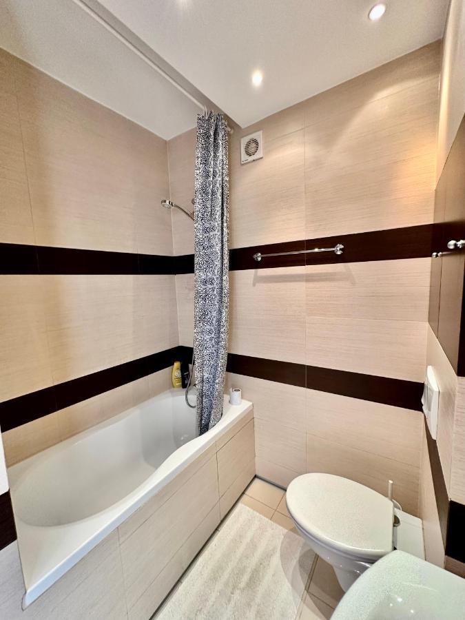 Apartment Copernic Metro Wifi 85'tv Netflix Disney+ Hbo