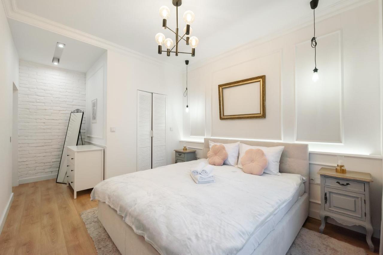 Lewartowskiego Luxury Lovely Apartment *