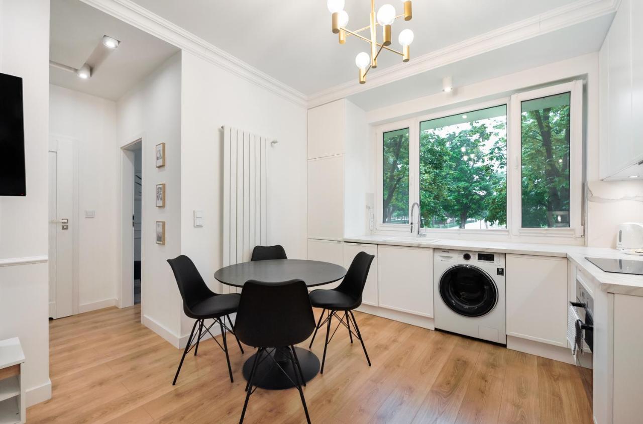 Apartment Lewartowskiego Luxury Lovely