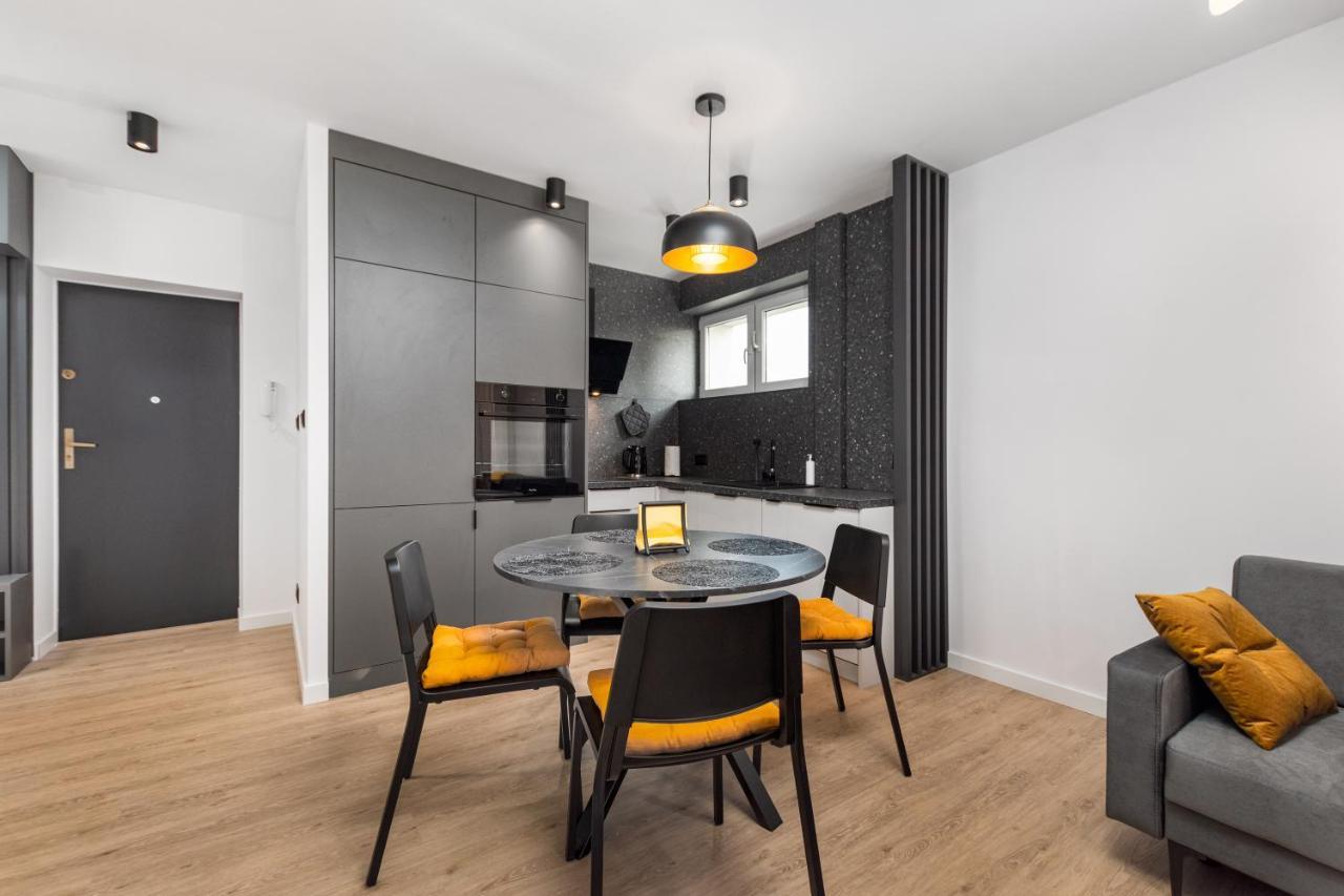 Darwina 3a By Homeprime Warsaw