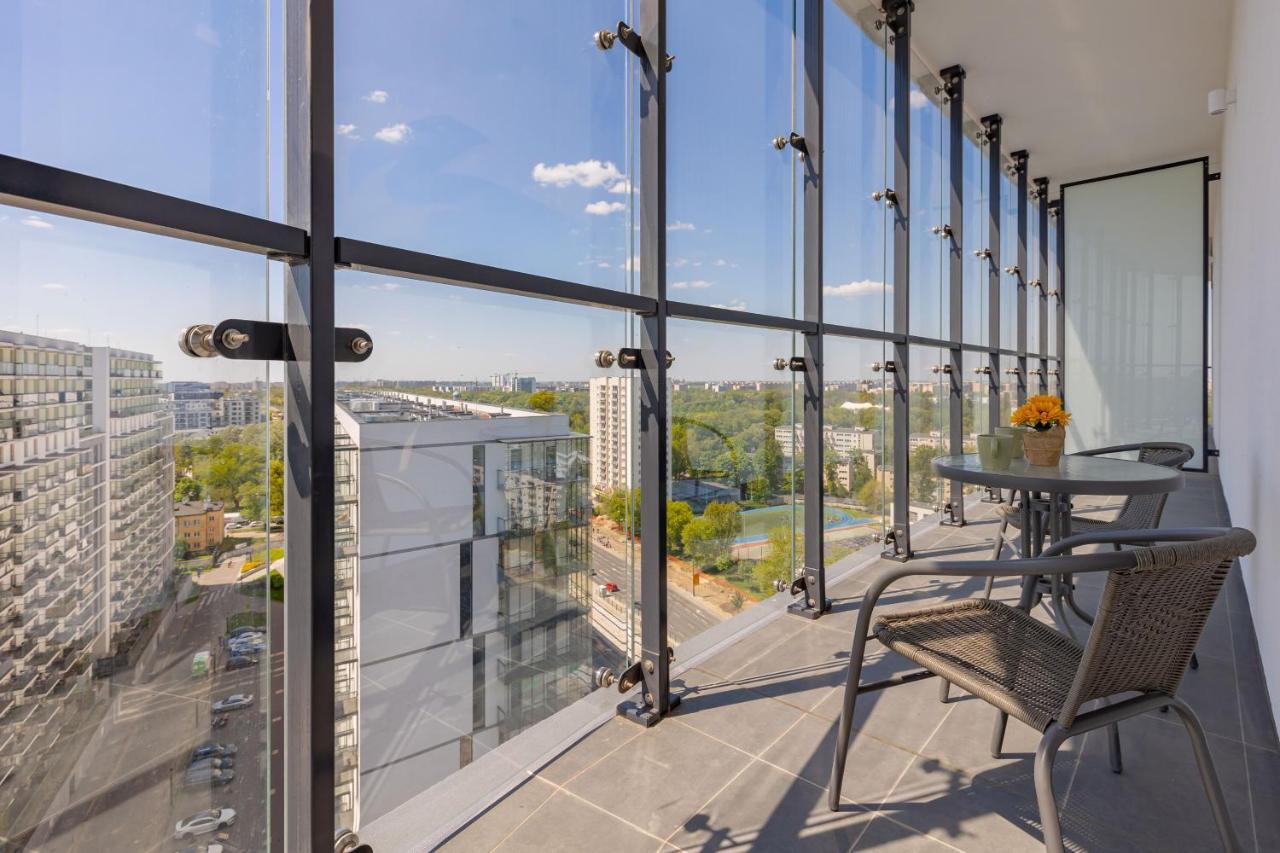 Business Kasprzaka With Parking By Renters *
