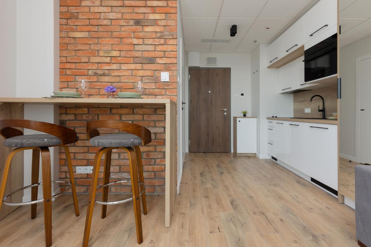 Business Kasprzaka With Parking By Renters