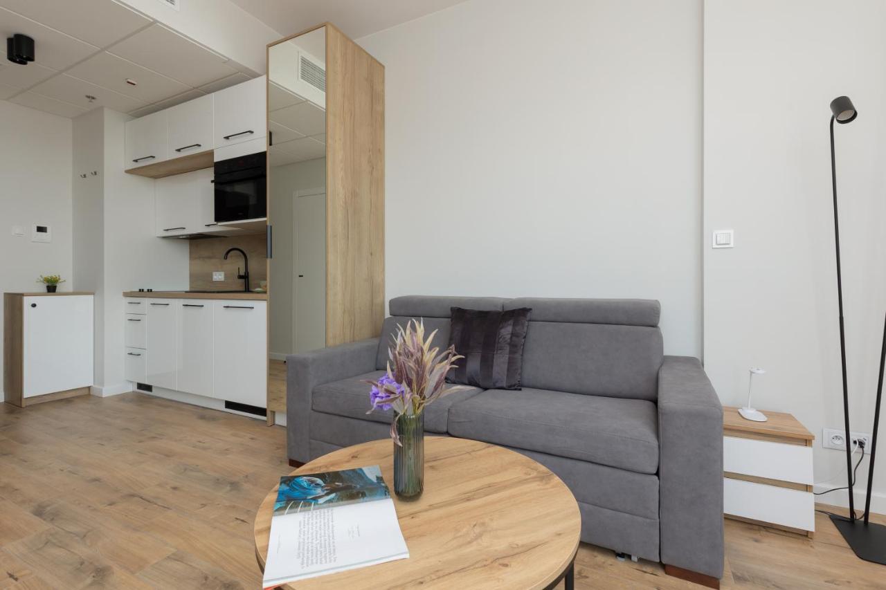 Aparthotel Business Kasprzaka With Parking By Renters *