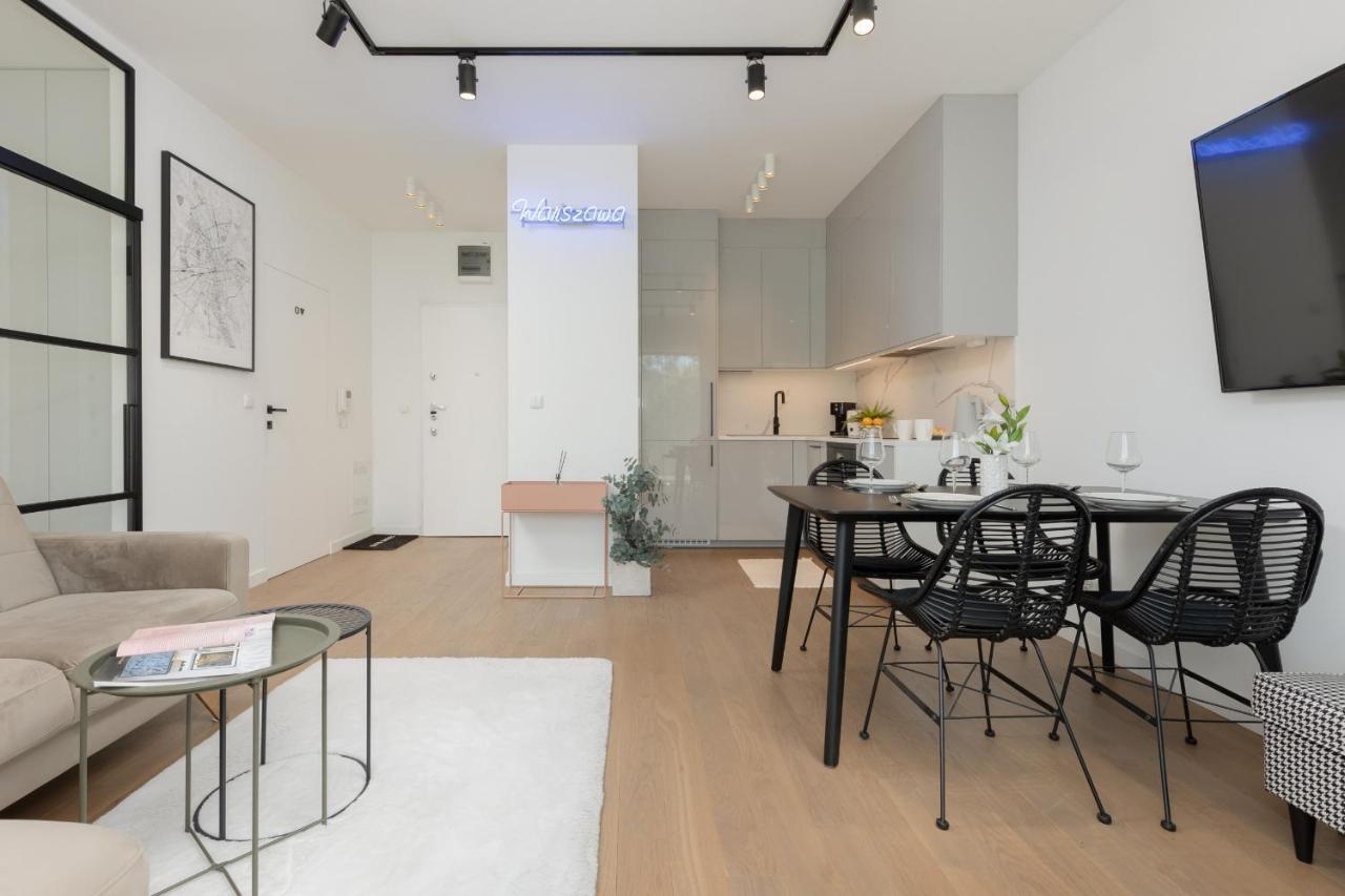 Boutiq Park Elegant With Parking By Renters Apartment Warsaw