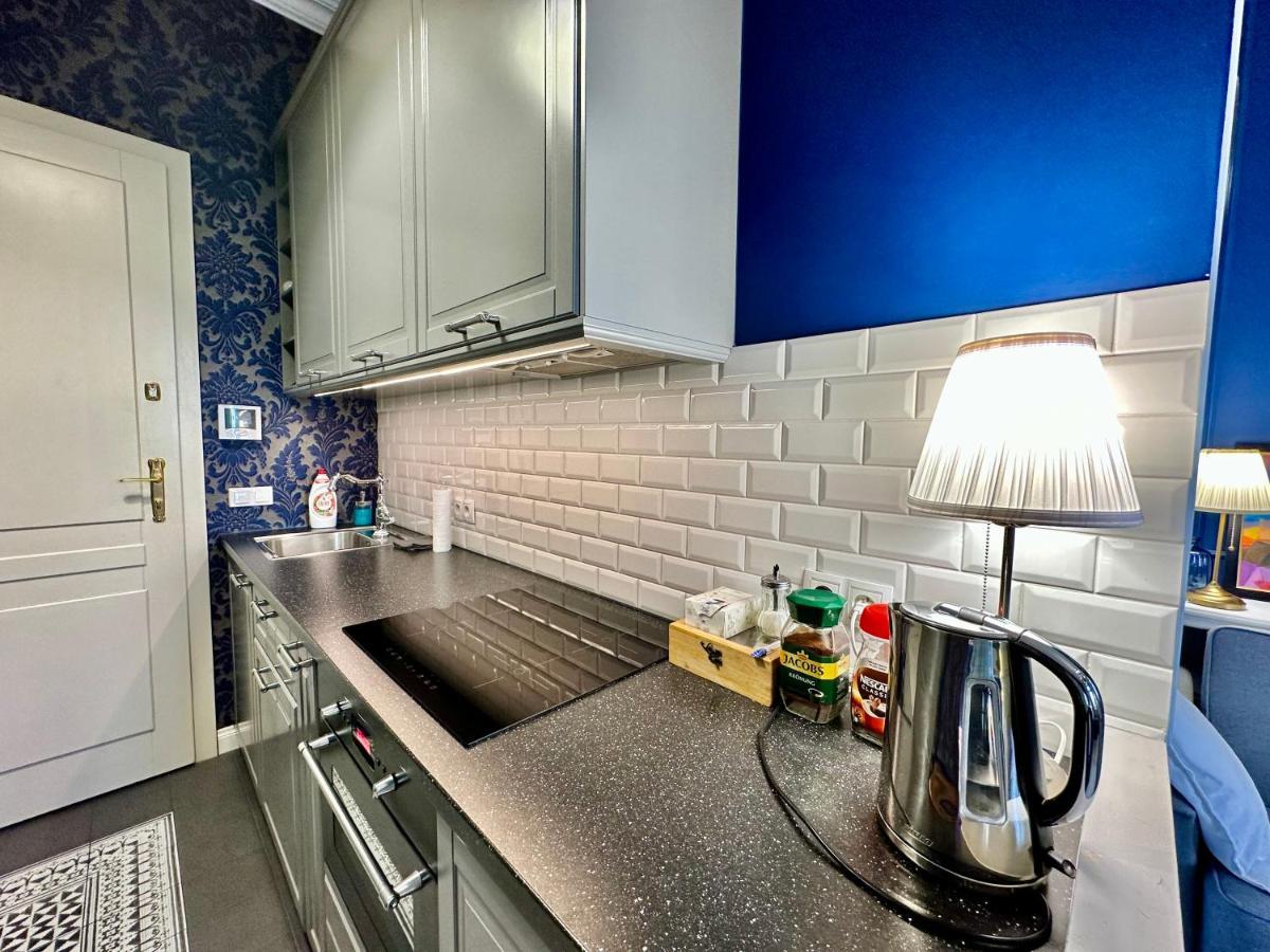 Decor Metro Wifi 300 Mbs 65tv Netflix Hbo * Warsaw