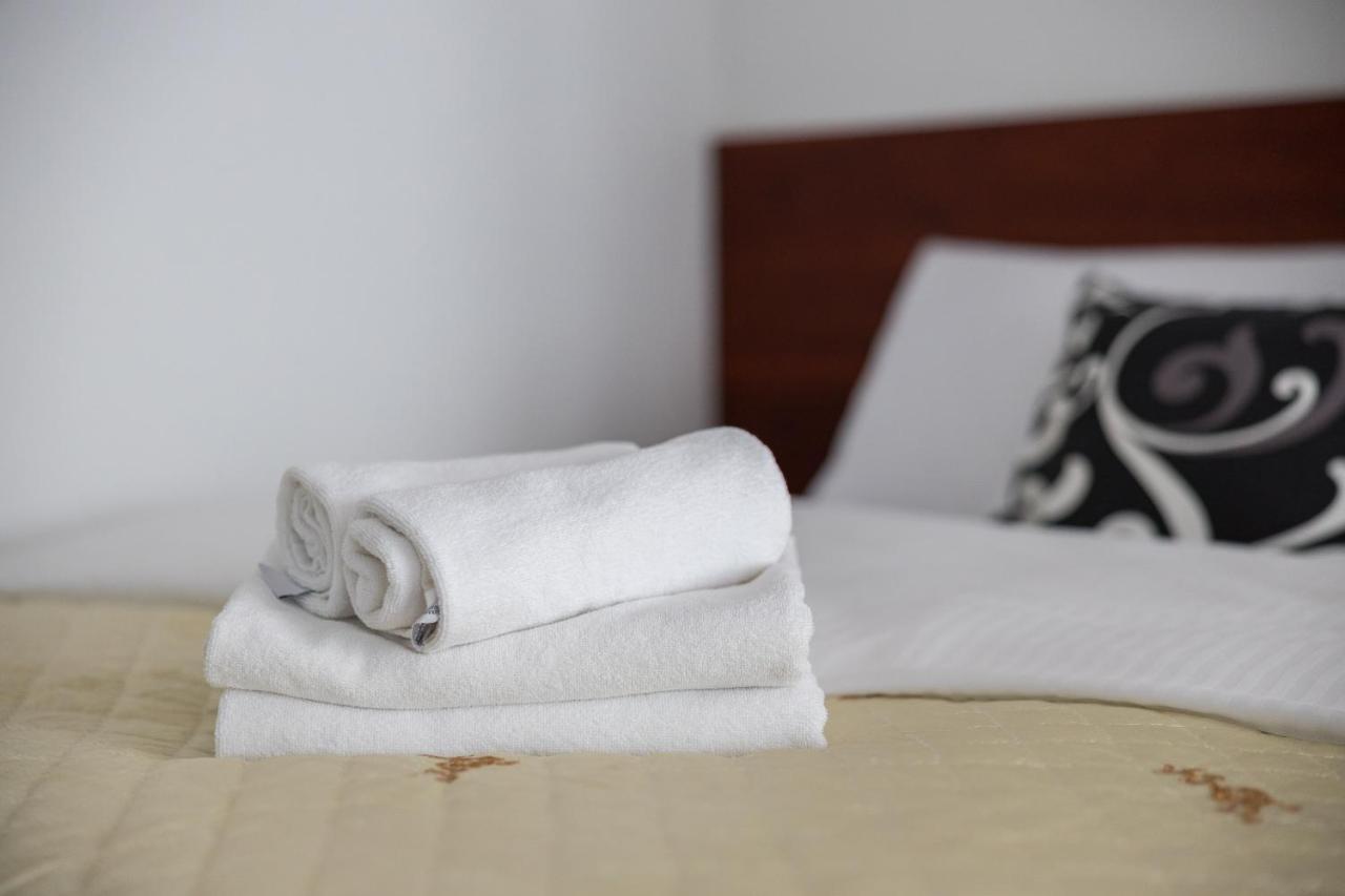 Wilcza Centre Studio Apartment Warsaw