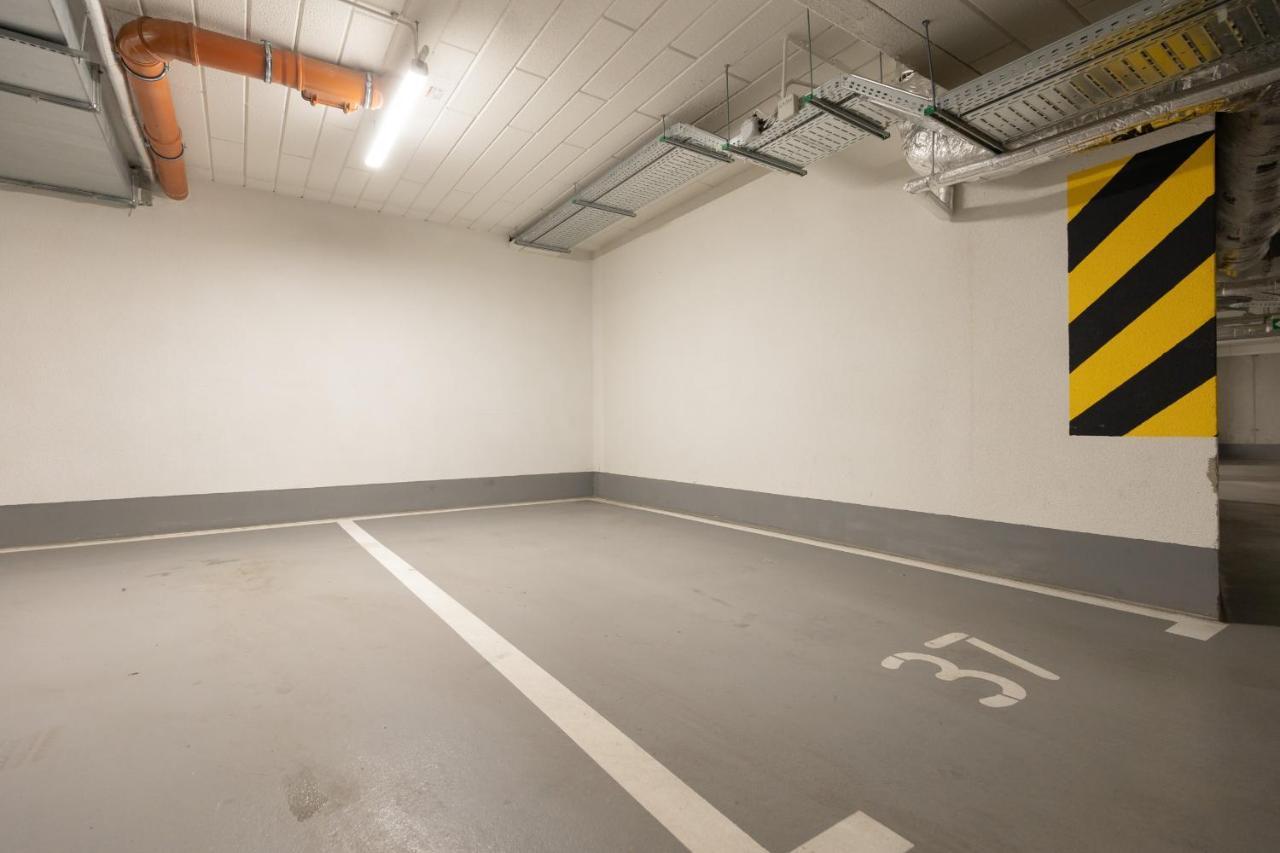 Modern Stalowa 2 Bedrooms & Parking By Renters *