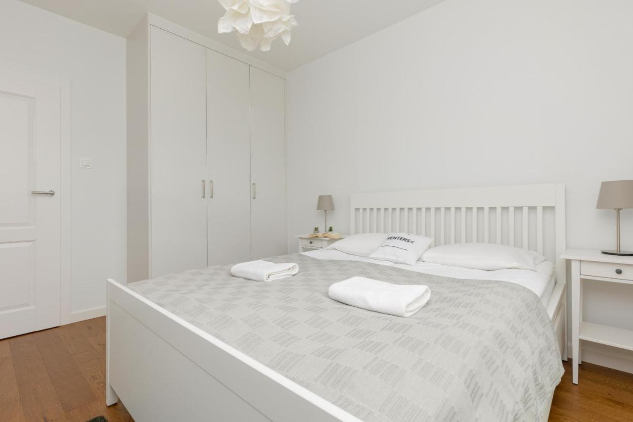 Modern Stalowa 2 Bedrooms & Parking By Renters * Warsaw
