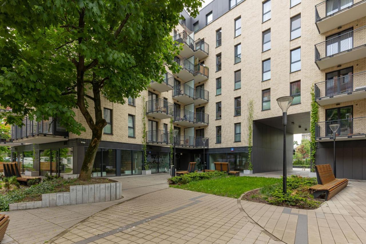 Apartment Modern Stalowa 2 Bedrooms & Parking By Renters *