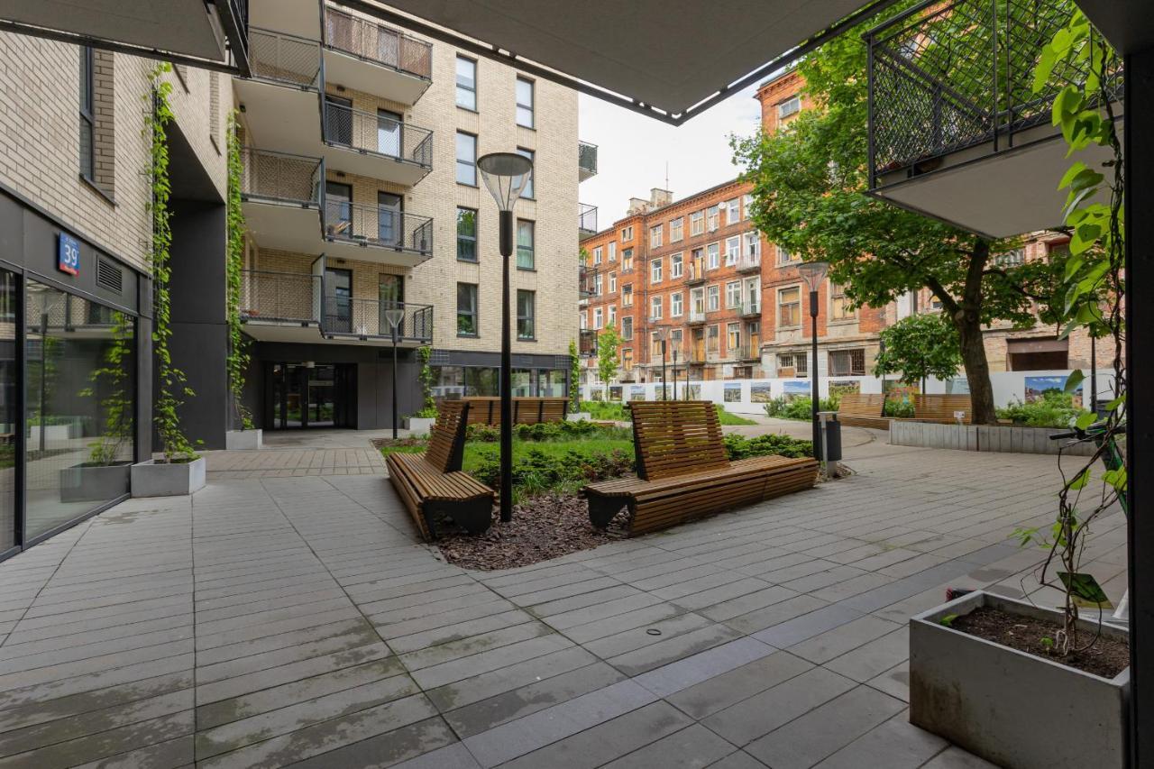 Apartment Modern Stalowa 2 Bedrooms & Parking By Renters *