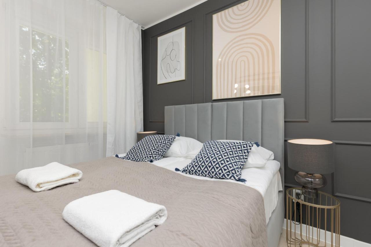 Pulawska Elegant Mokotow By Renters Apartment