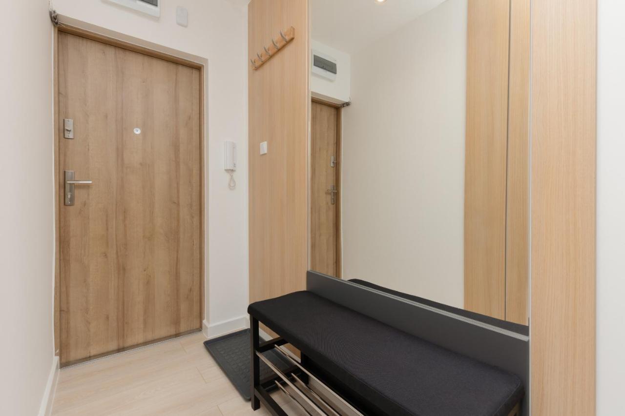 Pulawska Elegant Mokotow By Renters Apartment Warsaw