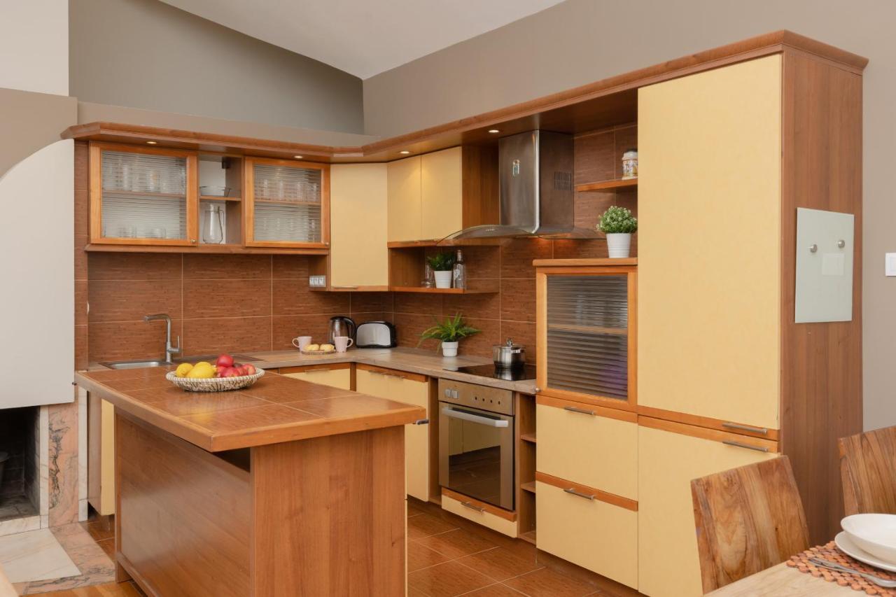 Apartamento Spacious For 8 Guests Near Metro Natolin By Renters Varsóvia
