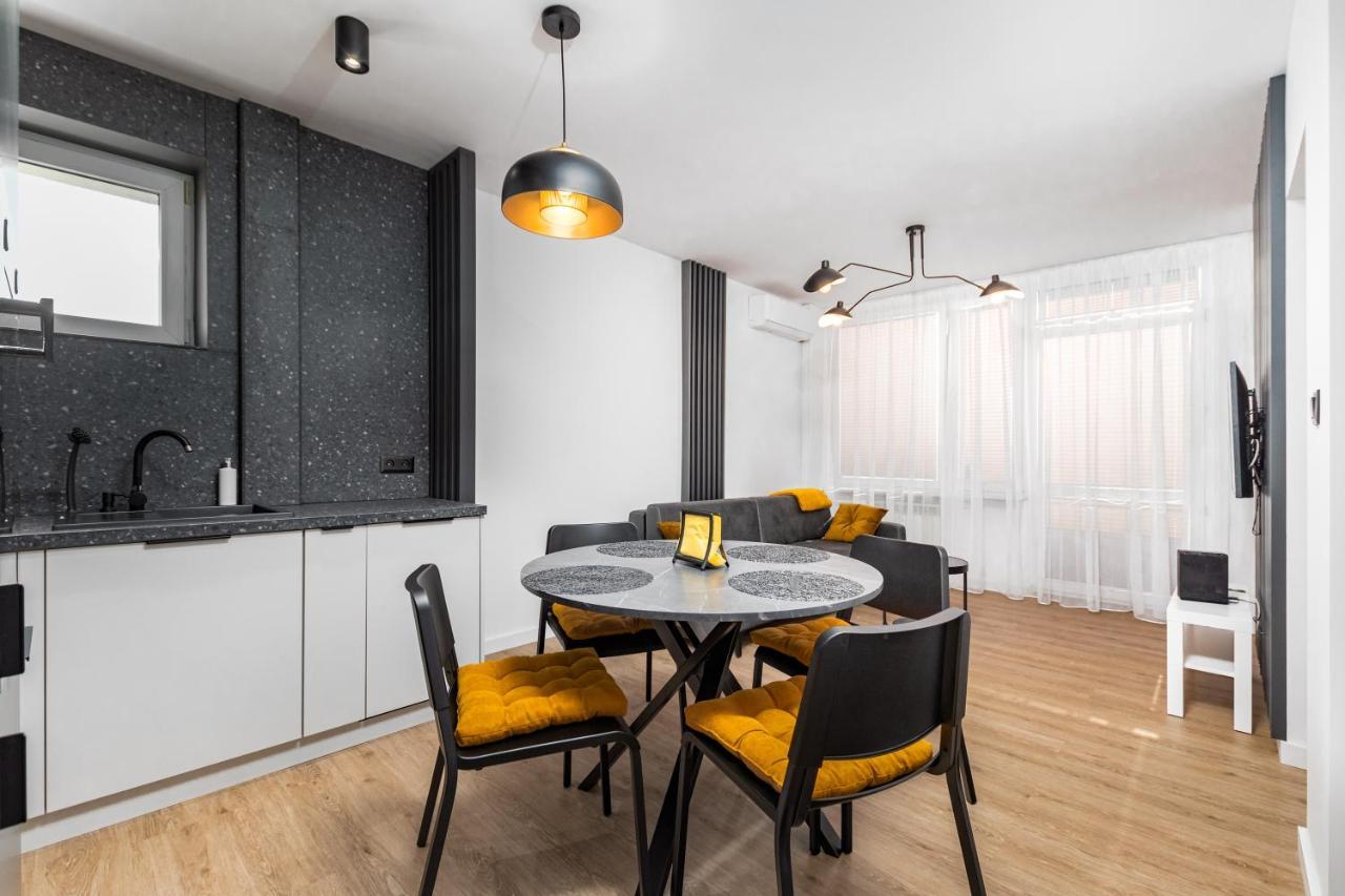 Darwina 3a By Homeprime Warsaw