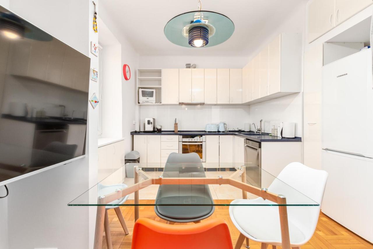 Apartment Bialobrzeska 22 By Homeprime