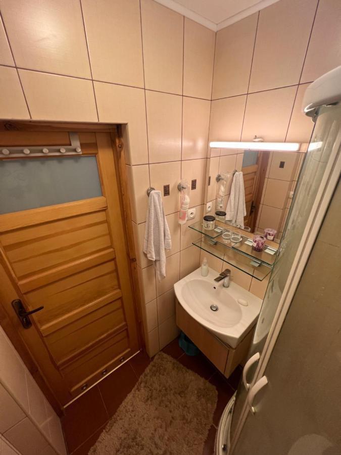 Entire Studio Flat *