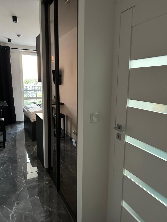 55 Modern Apartment