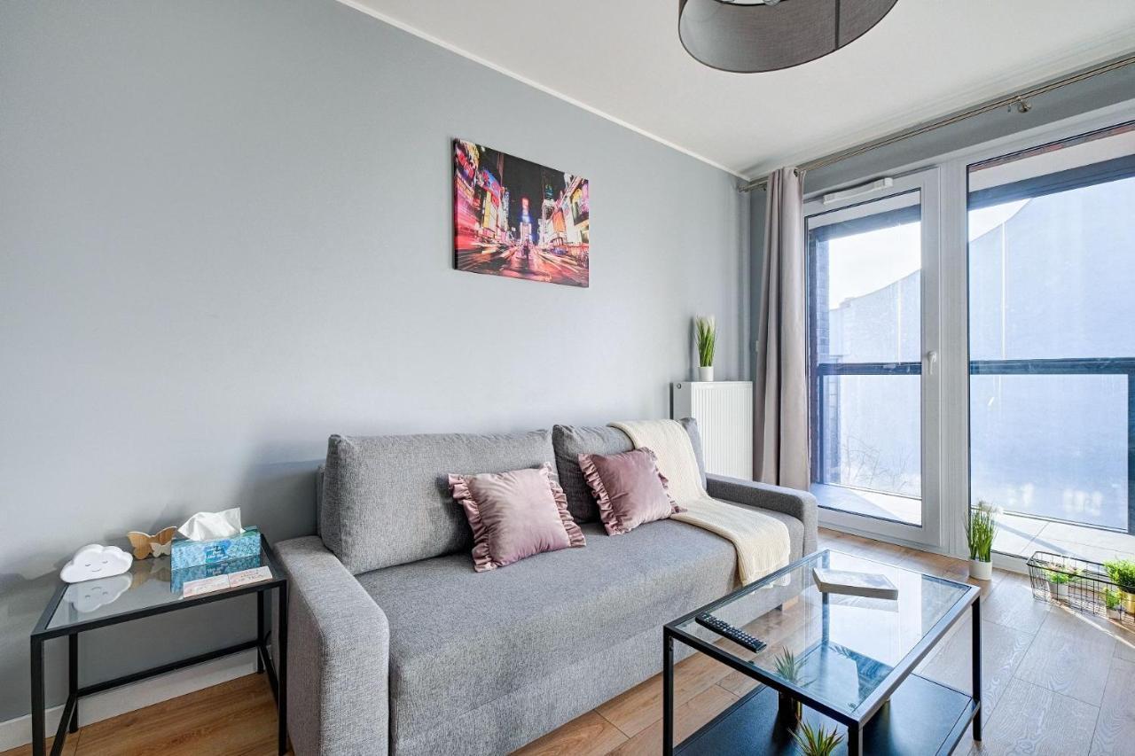 Szwedzka 4 Studio + Balcony *