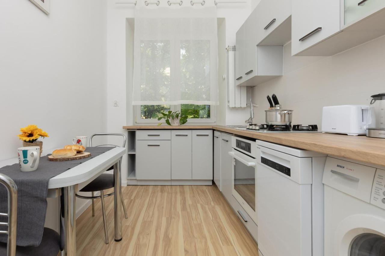 Bright Wola Near Metro Station By Renters Warsaw
