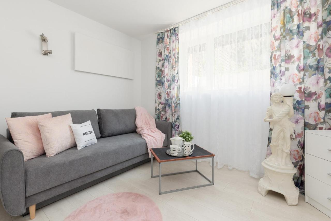 Affordable Underground Near Pge Narodowy By Renters Căn hộ Warsaw