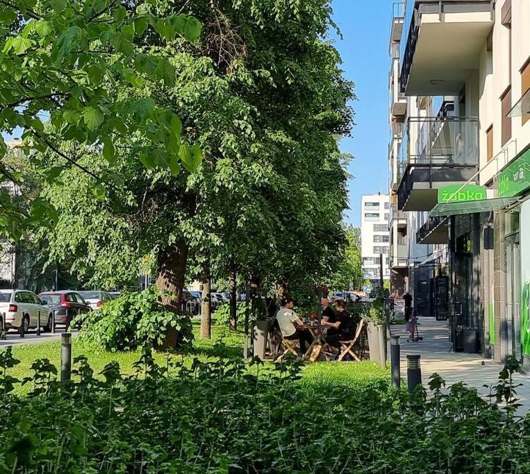 Apartment King-size Bed With Garden Warsaw