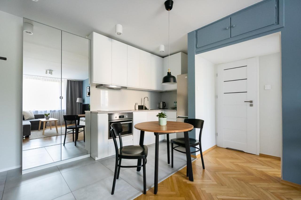 Nowogrodzka Grey Apartamento Varsóvia