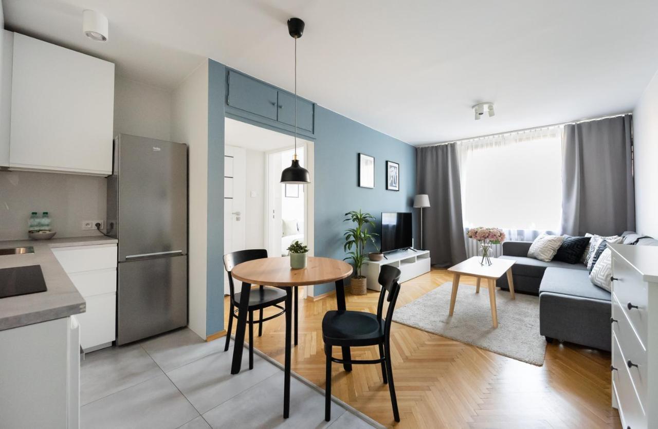 Nowogrodzka Grey