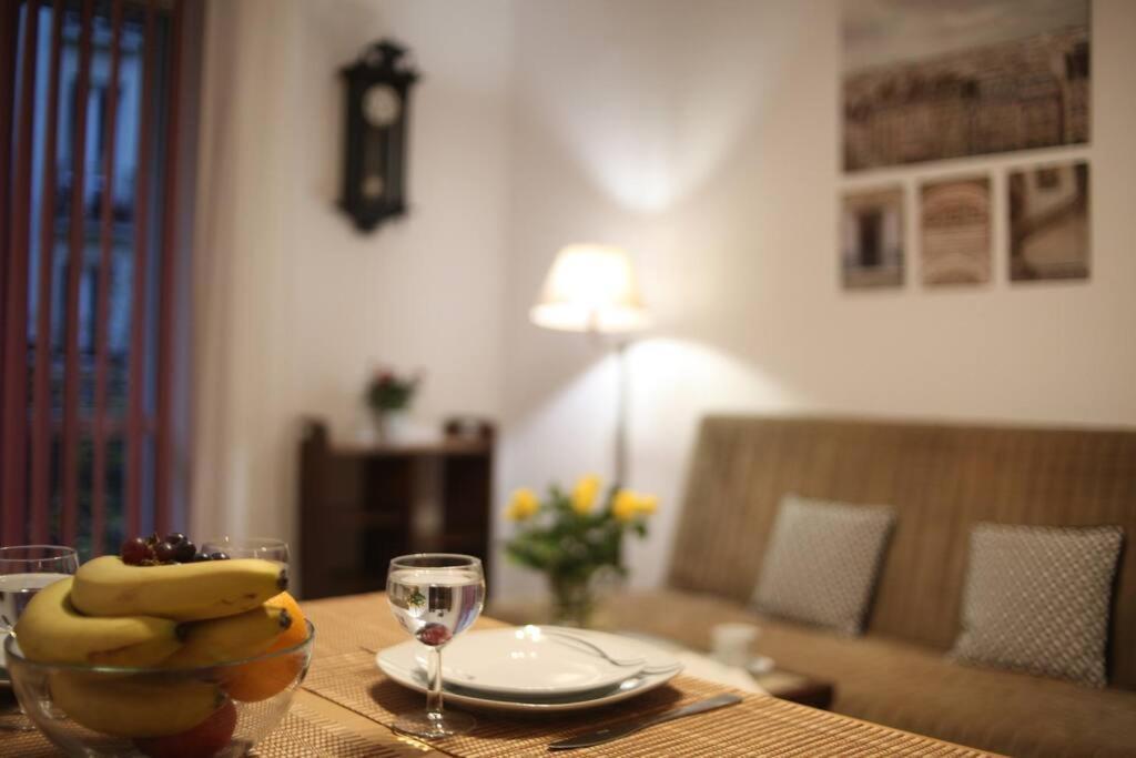 Poznanska 24, Comfort-plus Apartment, Centrum Apartament *