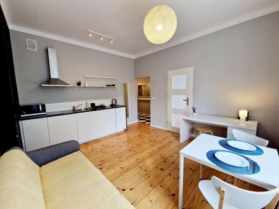 Căn hộ Stylowy Apartament Z Internetem Czerniakowska 178/4 Warsaw