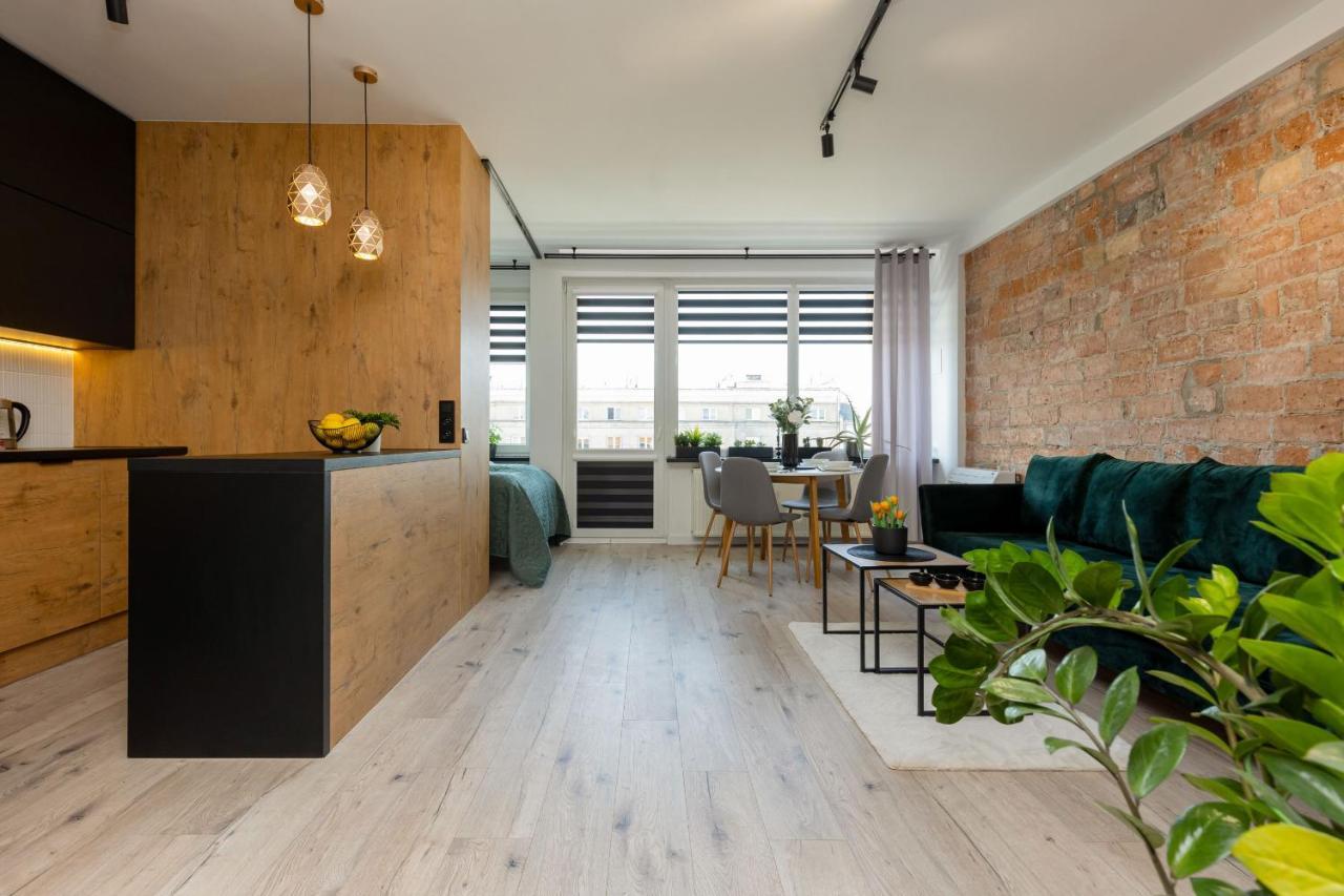 Apartment Grojecka Studio For 3 Guests With Balcony By Renters *