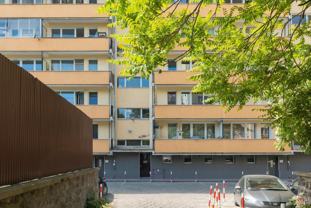 Grojecka Studio For 3 Guests With Balcony By Renters Apartment Warschau