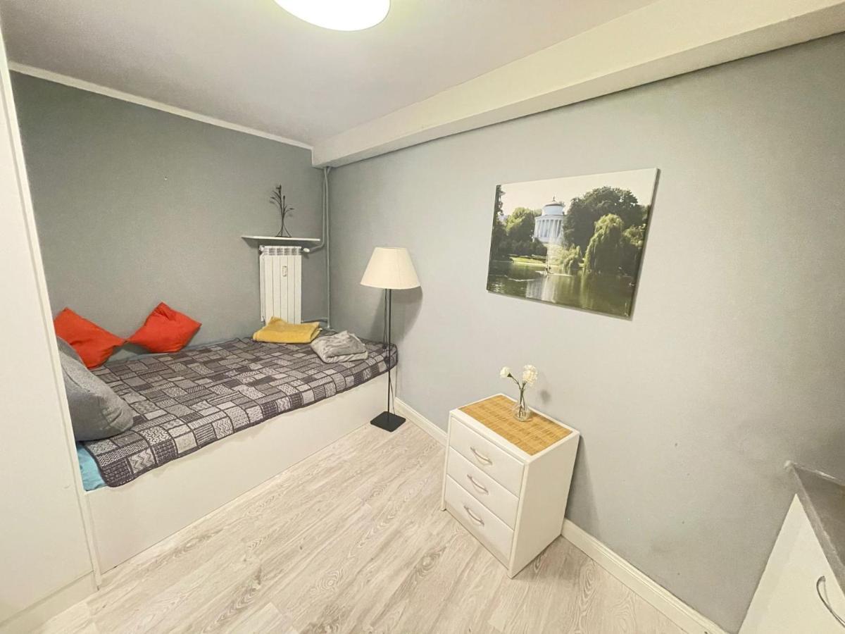 Your Saska Kepa Apartament *