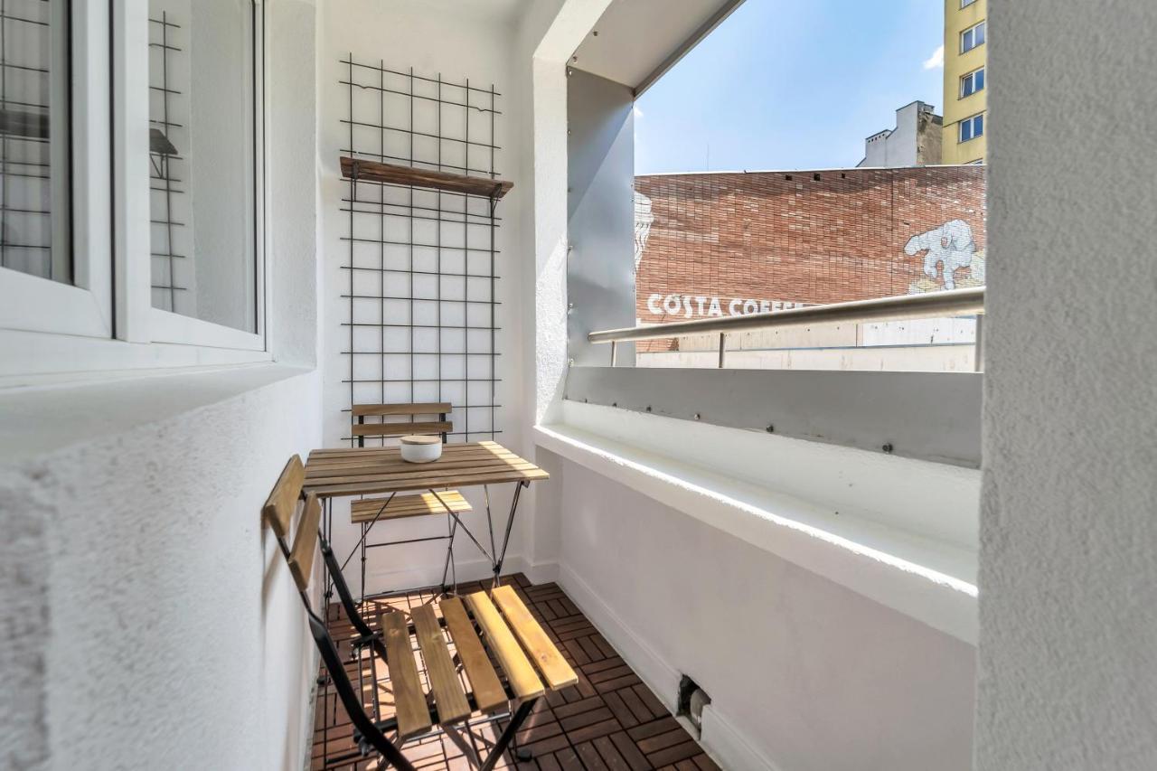 Chmielna Downtown - Center, Aircon - By Rentujemy Apartment