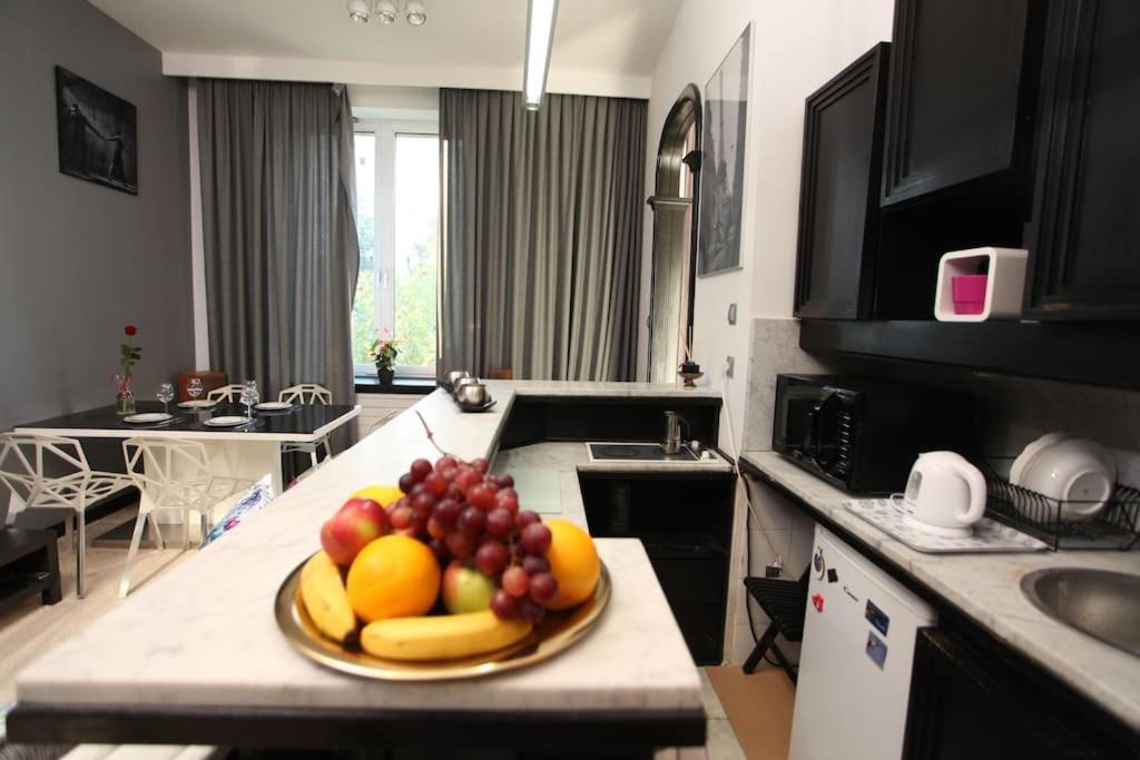 Emilii Plater 36, Centrum Apartament