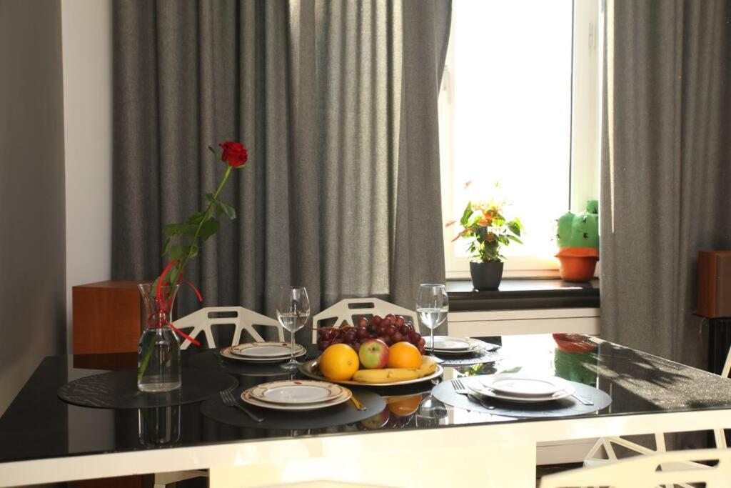 Emilii Plater 36, Centrum *