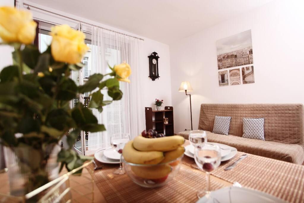Poznanska 24, Comfort-plus Apartment, Centrum Apartament Warszawa