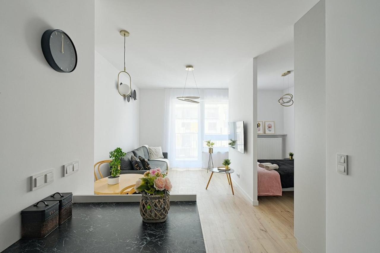 Apartamento Optykow 3a Cozy Studio Promenada Varsóvia