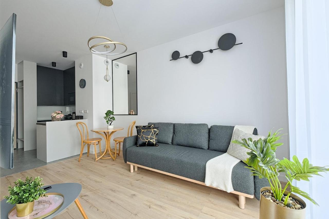 Apartamento Optykow 3a Cozy Studio Promenada Varsóvia