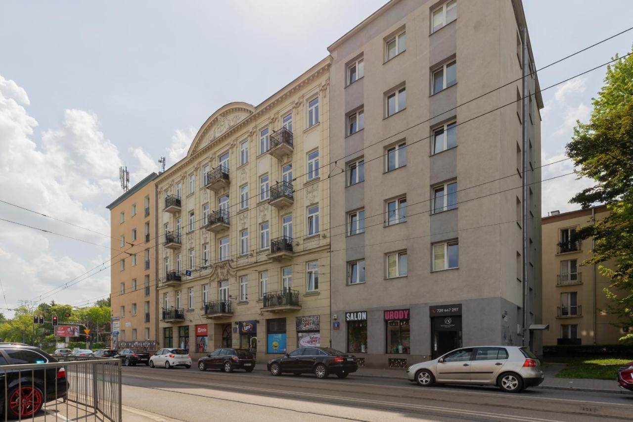 Bright Wola Near Metro Station By Renters Apartment *
