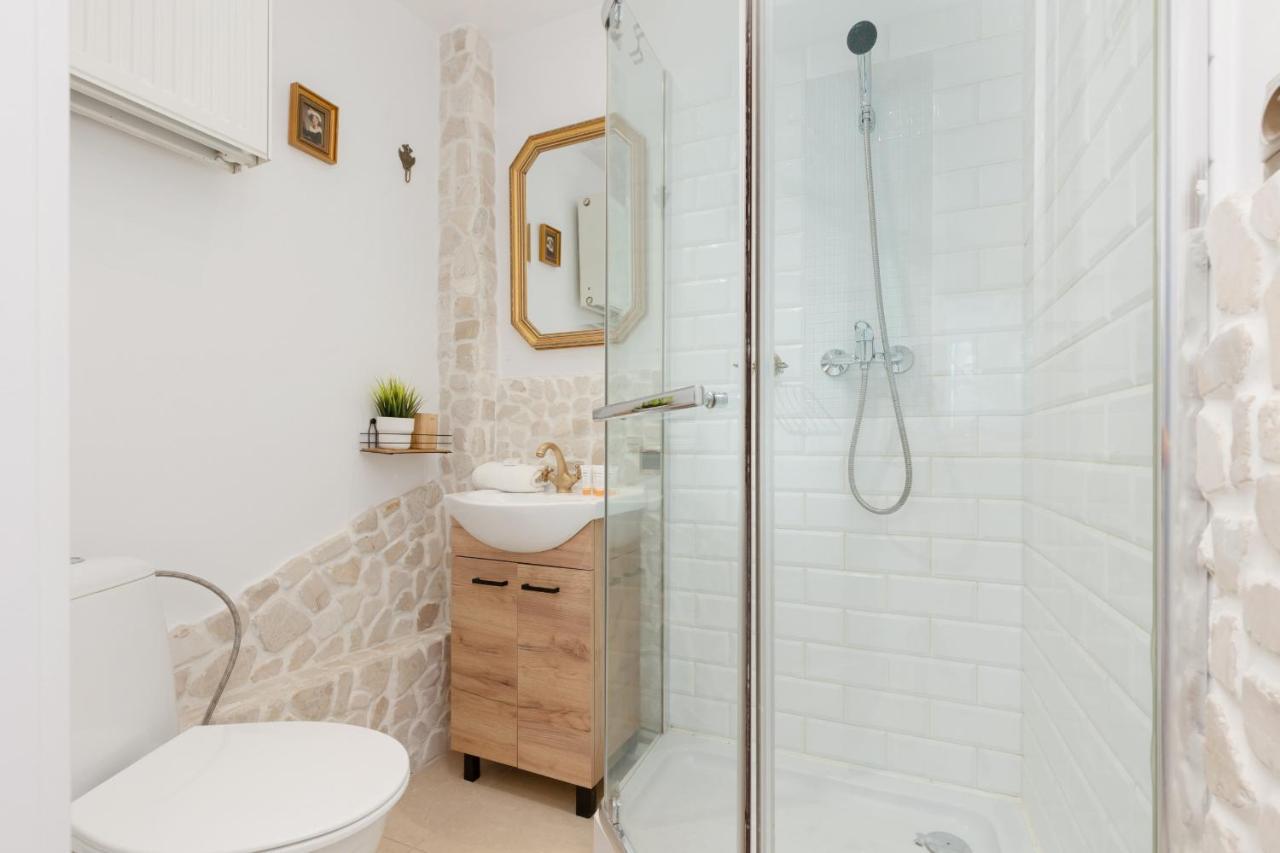 Bright Wola Near Metro Station By Renters * Warsaw