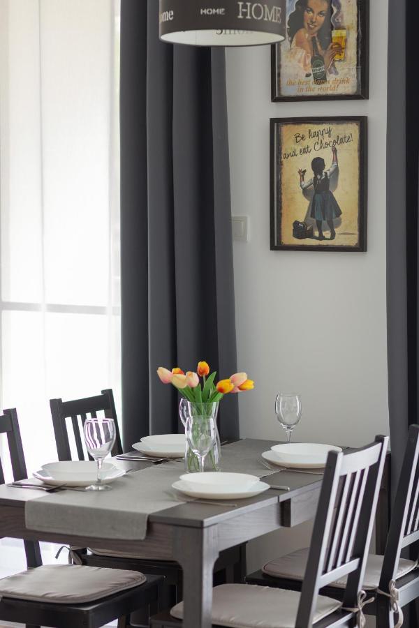 Apartment Goclaw & 2 Bedrooms & Parking & Balcony By Renters *
