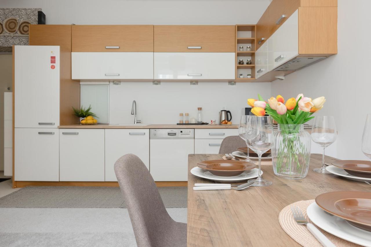 City Centre Sniadeckich Near Metro Station By Renters *