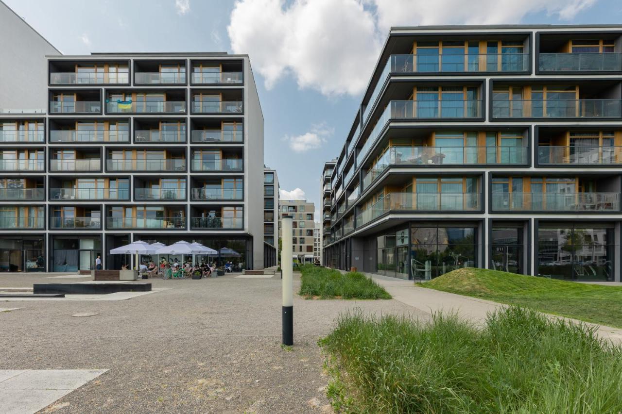 Apartment Cozy & Sunny For 4 Guests Kolejowa By Renters