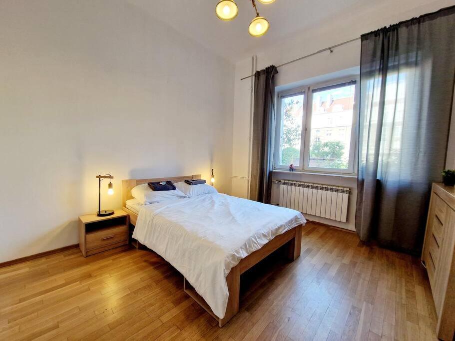 Niepodleglosci 84 Apartament Apartment Warsaw