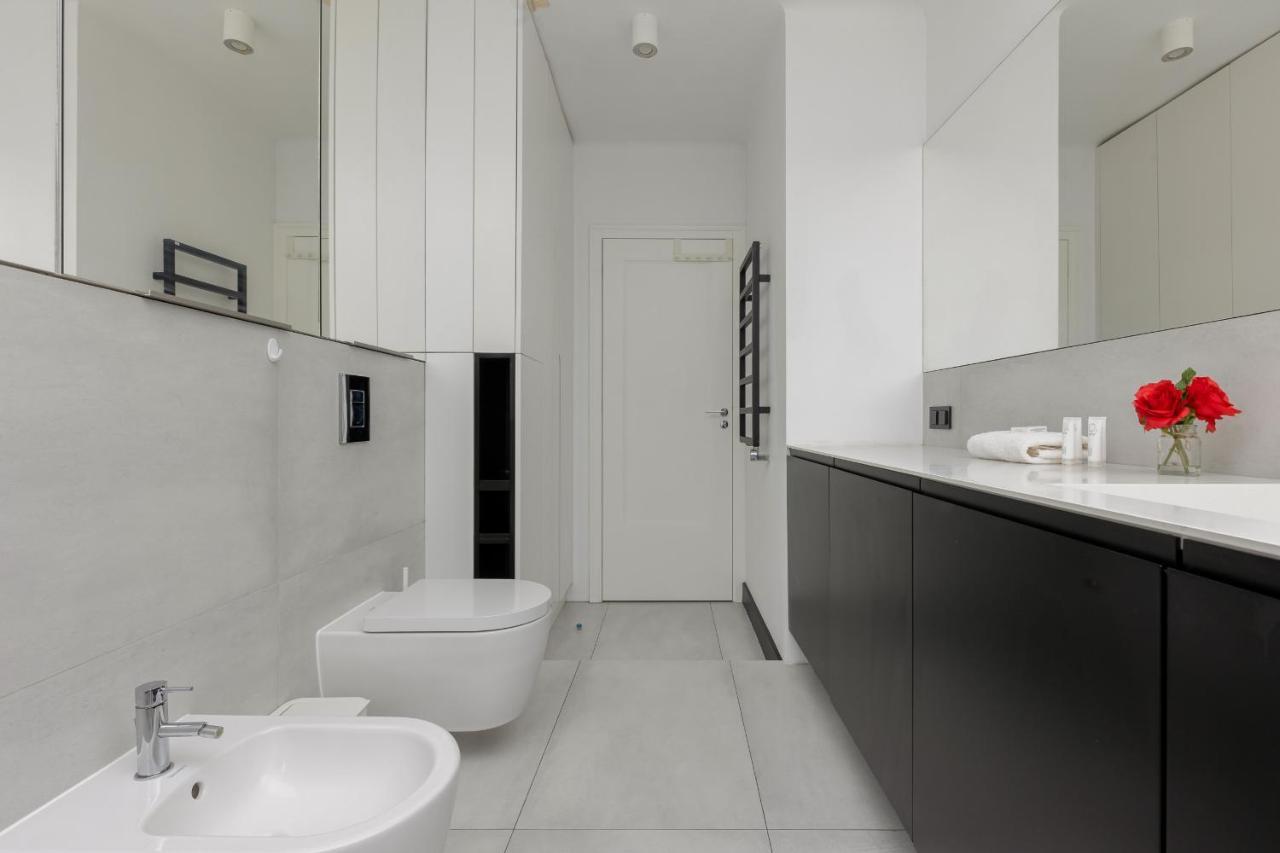 Apartment Trendy Marszalkowska With View Near Ogrod Saski By Renters *