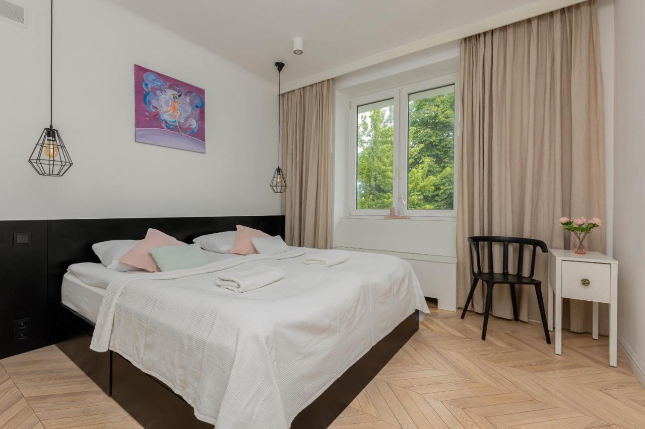Trendy Marszalkowska With View Near Ogrod Saski By Renters