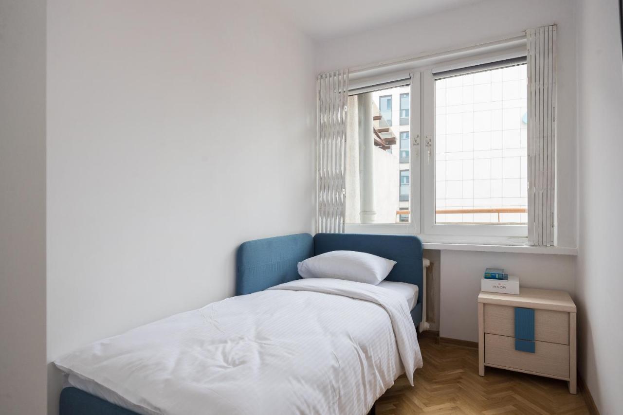 Tamka Powisle White Studio Warsaw